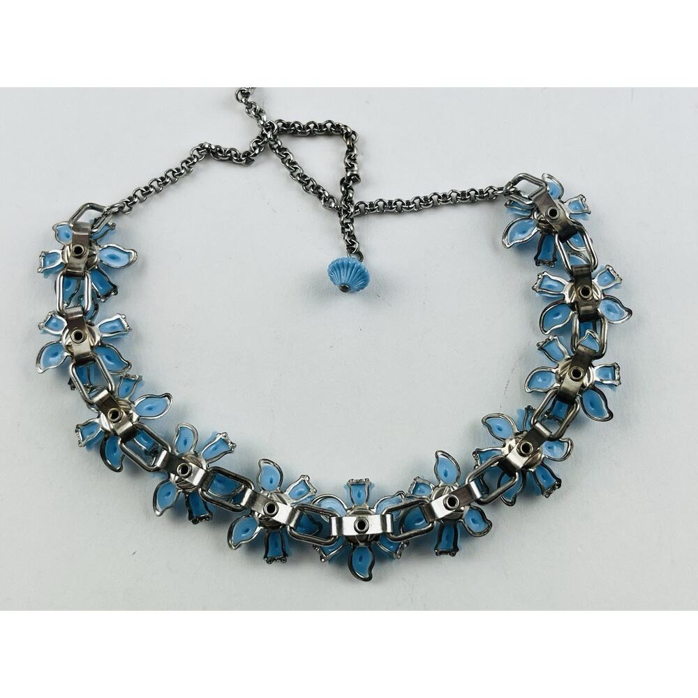 Vintge Silver Tone Blue Flower Lucite Acrylic Rhinestone Necklace Riveted Coro ? - Picture 8 of 16